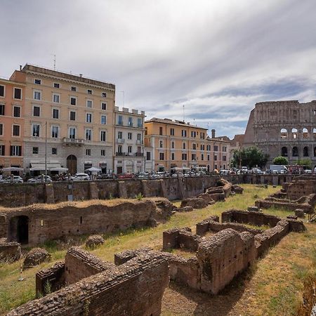 Colosseo Luxe Apartment In The Center Of Рим Екстер'єр фото