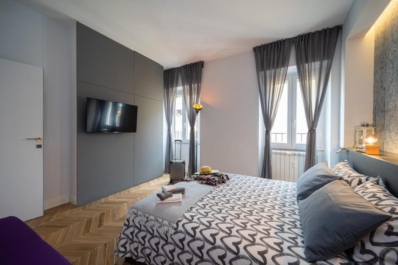 Colosseo Luxe Apartment In The Center Of Рим Екстер'єр фото