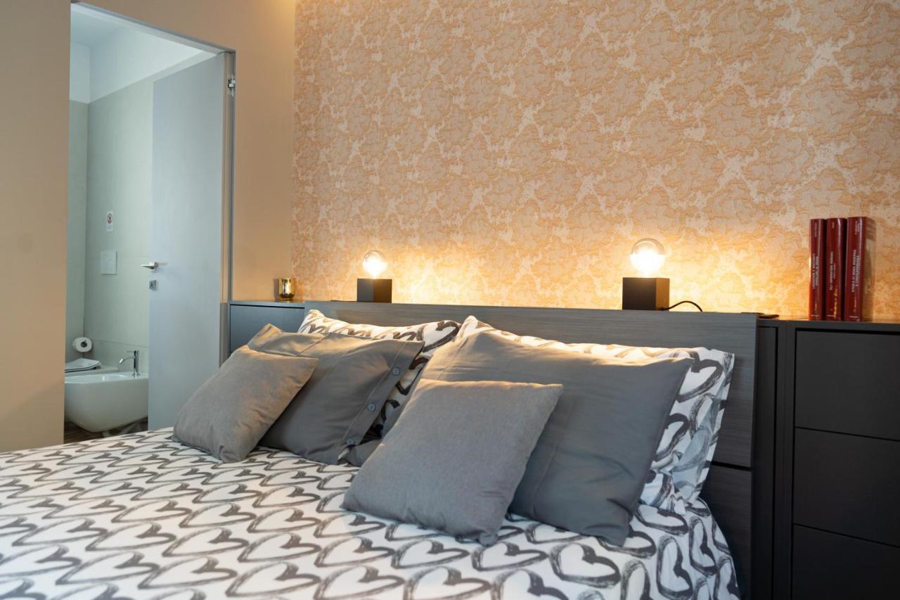 Colosseo Luxe Apartment In The Center Of Рим Екстер'єр фото