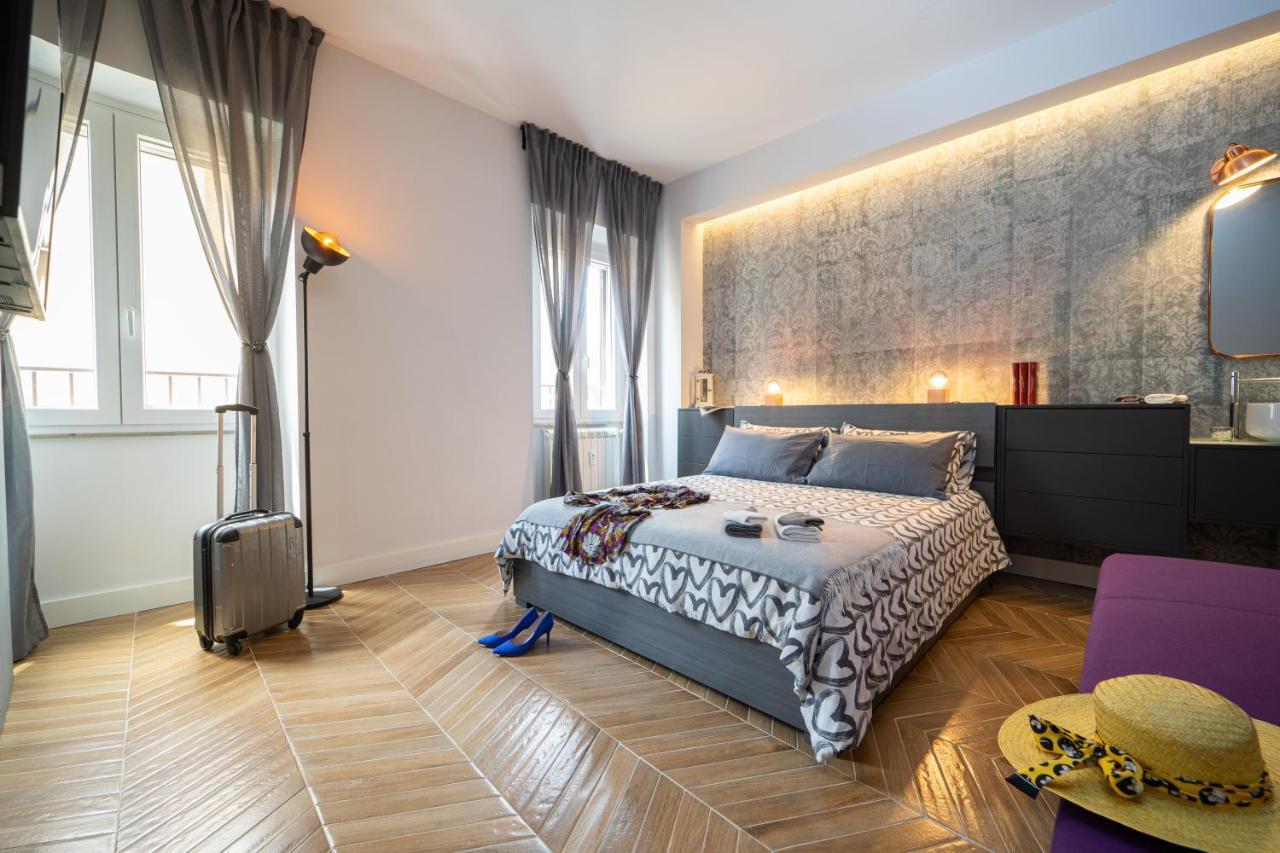 Colosseo Luxe Apartment In The Center Of Рим Екстер'єр фото